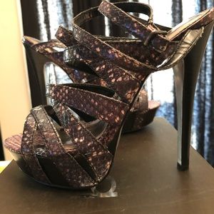 Bebe pink snake skin heels size 7